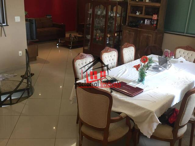 Casa para Venda em Contagem - 5