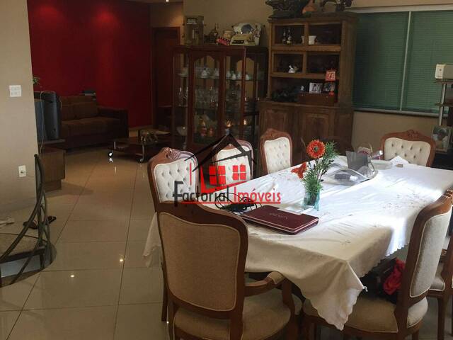 Casa para Venda em Contagem - 3