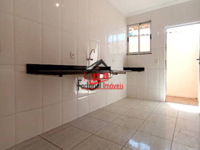 Casa para Venda em Contagem - 4