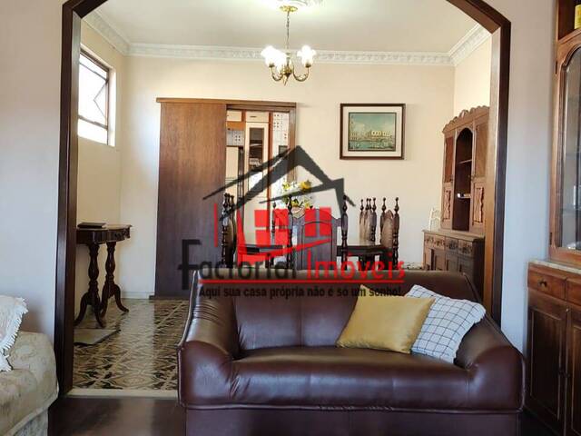 Casa para Venda em Belo Horizonte - 2