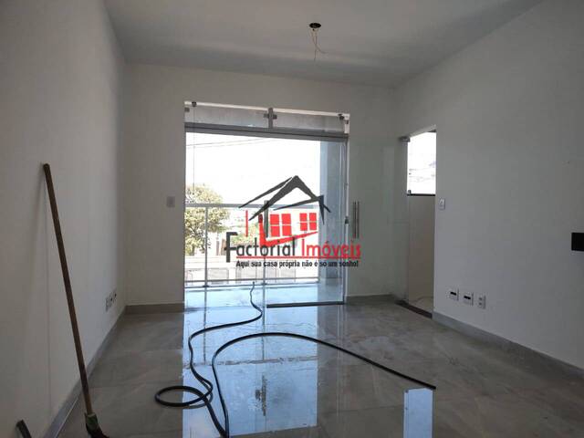 Casa para Venda em Contagem - 5