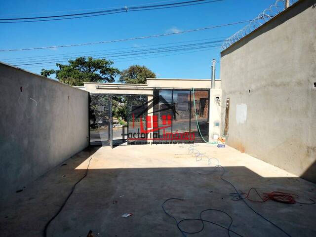 #2377 - Casa para Venda em Contagem - MG - 2