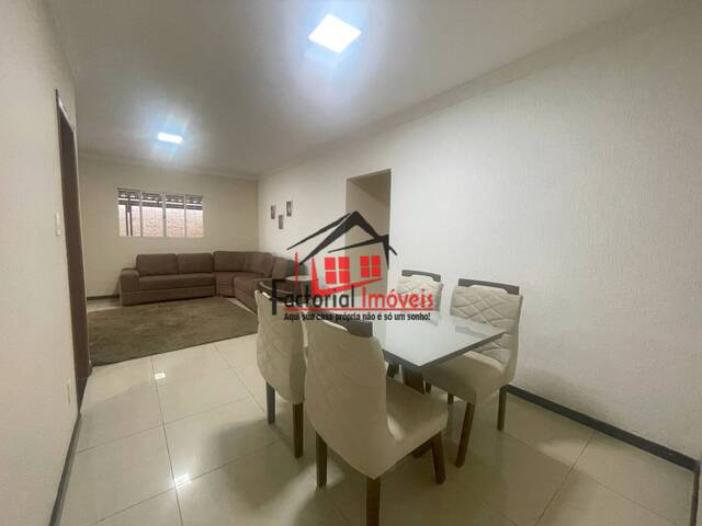 #2421 - Casa para Venda em Belo Horizonte - MG - 3