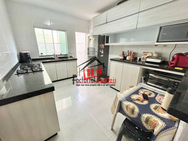 Casa para Venda em Contagem - 4