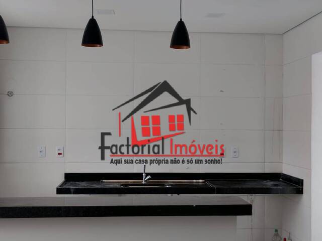 Casa para Venda em Contagem - 4